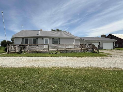 W2643 Center Road, Hartland, WI, 54107 | Card Image