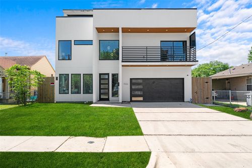 1526 Life Ave, Dallas, TX, 75212-2607 | Card Image