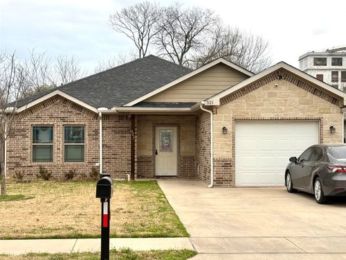 521 S Montgomery St, Sherman, TX, 75090-7144 | Card Image