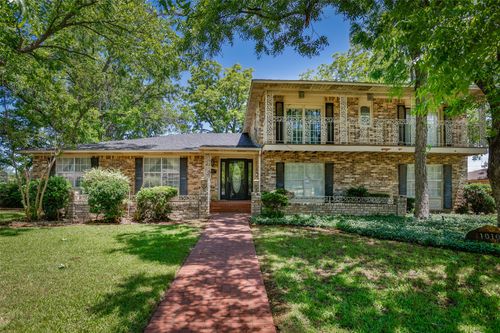 1010 Aspen Rd, Gainesville, TX, 76240-3749 | Card Image