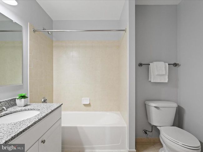 UNIT-851 - 3650 S Glebe Rd, Condo with 2 bedrooms, 2 bathrooms and null parking in ARLINGTON VA | Image 26