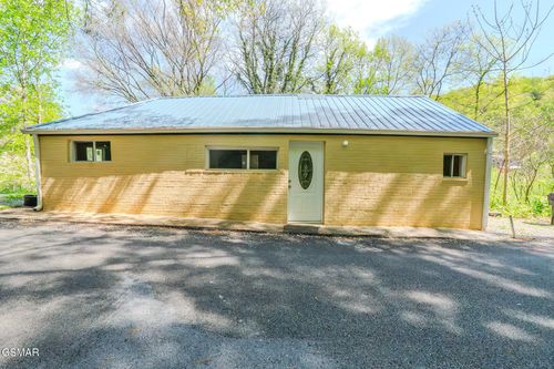 126 Turkey Rd, Powell, TN, 37849-7326 | Card Image