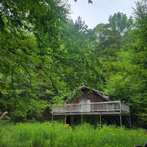 39 Hawley St, Plainfield, MA, 01070-9707 | Card Image