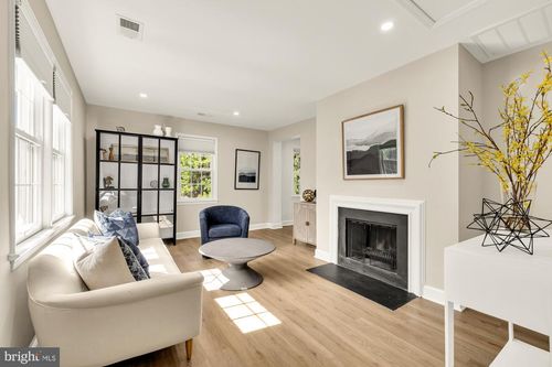 3a-1115 N Pitt Street, ALEXANDRIA, VA, 22314 | Card Image