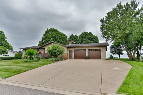 1011 8th St, MARATHON, WI, 54448-9368 | Card Image