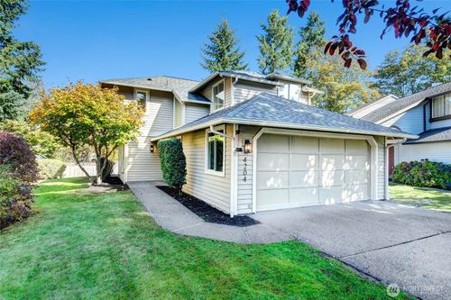 4204 243rd Pl Se, Sammamish, WA, 98029-7554 | Card Image