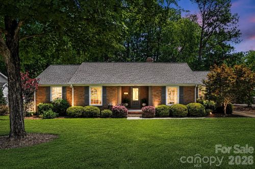 4323 Emory Ln, Charlotte, NC, 28211-2410 | Card Image