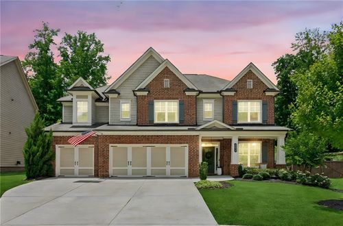 4972 Park Vale Dr, Sugar Hill, GA, 30518-4672 | Card Image