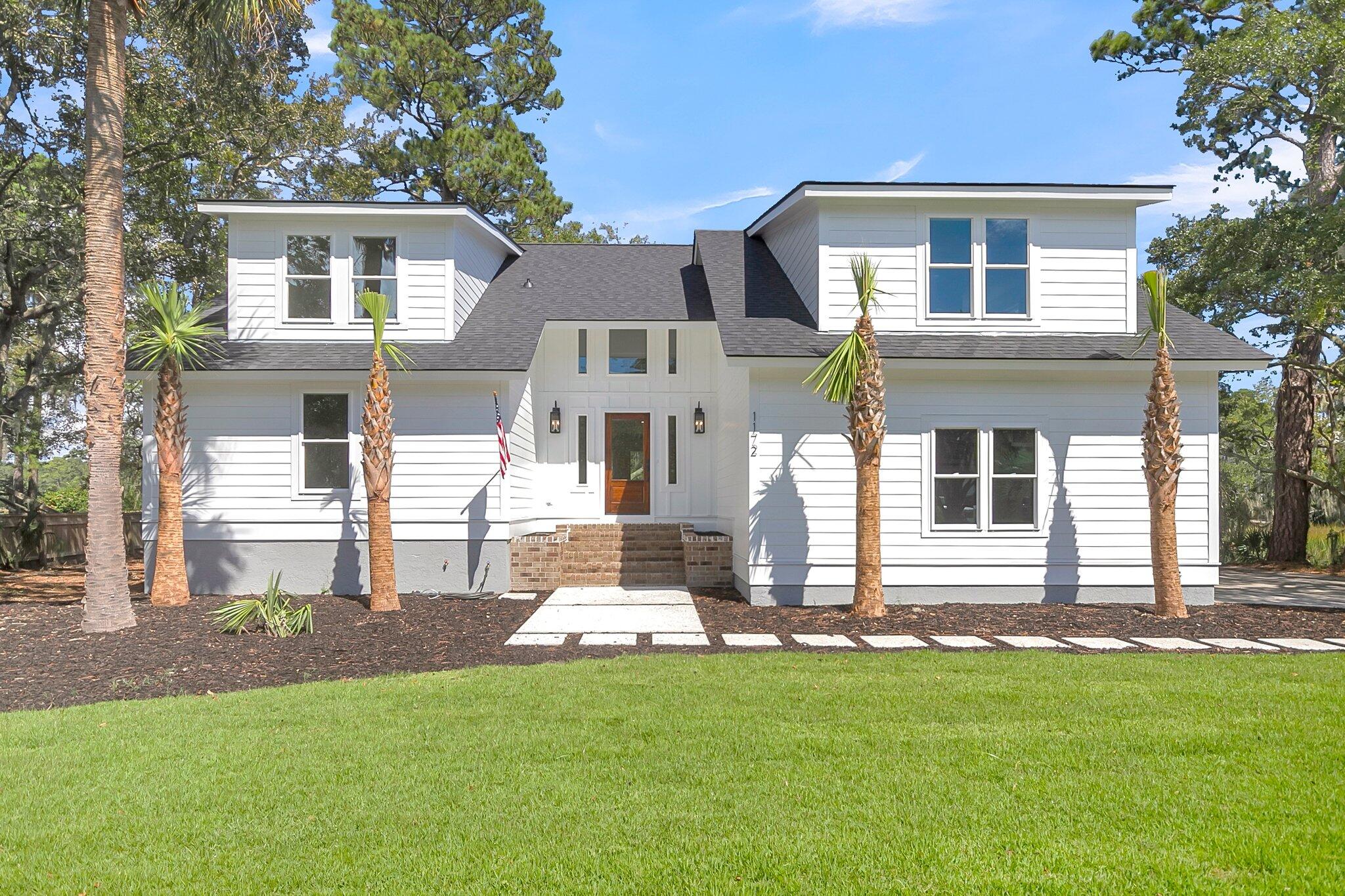Manor Ln, Mount Pleasant, SC 29464