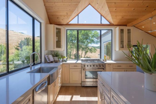 31315 Via La Naranga, House other with 4 bedrooms, 4 bathrooms and null parking in Carmel Valley CA | Image 5