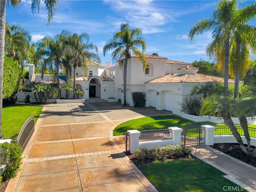 10762 Center Dr, Villa Park, CA, 92861-6412 | Card Image