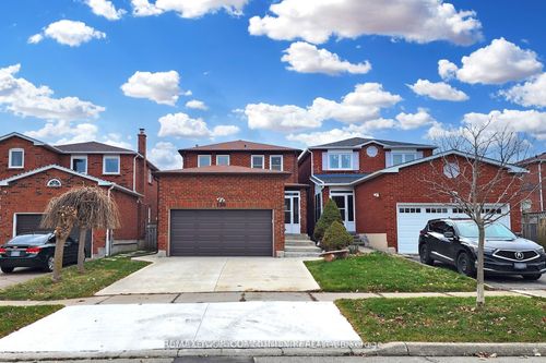 bsmnt-136 Woodcroft Lane, Woodbridge, ON, L4L6T4 | Card Image