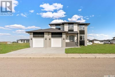 1737 Hayes Lane, House other with 4 bedrooms, 4 bathrooms and null parking in Moose Jaw SK | Image 3