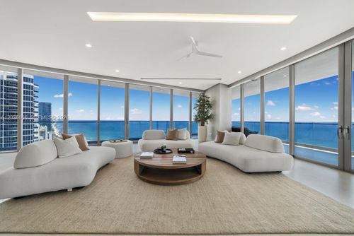 3000-18975 Collins Ave, Sunny Isles Beach, FL, 33160-2300 | Card Image