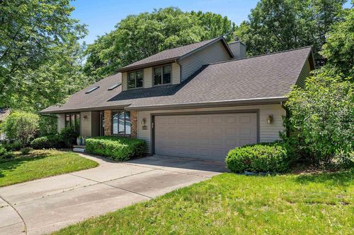 2641 Poplar Springs Circle, GREEN BAY, WI, 54304 | Card Image