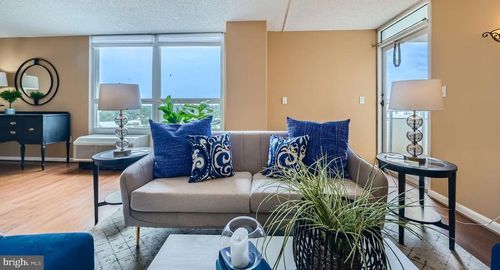 apt-808-205 Joppa Rd, TOWSON, MD, 21286-3298 | Card Image