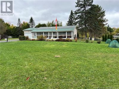 11 Pinewood Dr, House other with 2 bedrooms, 2 bathrooms and null parking in Saint Stephen NB | Image 2