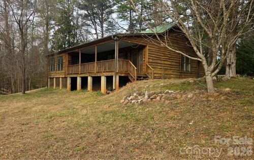 3205 Collinsville Rd, Columbus, NC, 28722-6472 | Card Image