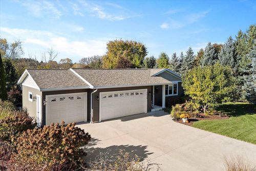 1016 Audubon Road, Howards Grove, WI, 53083 | Card Image