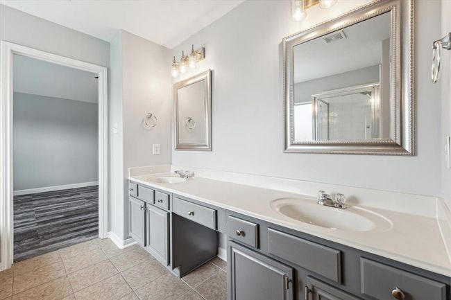 4707 Cypress Bend Ct, House other with 4 bedrooms, 3 bathrooms and 2 parking in Pearland TX | Image 14