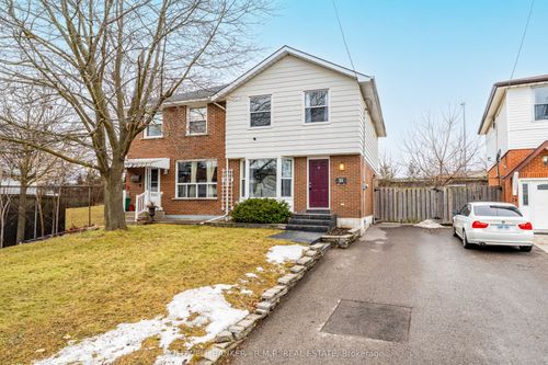 32 Vancouver Crt, Oshawa, ON, L1J5X2 | Card Image