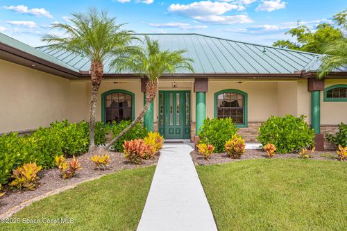 5627 Cypress Creek Dr, Grant Valkaria, FL, 32949-8302 | Card Image