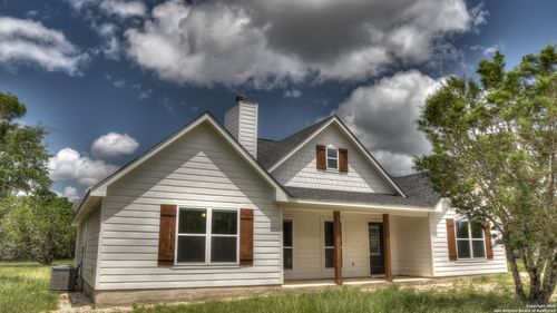 153 Wpw Holmes Dr, Leakey, TX, 78873-3120 | Card Image