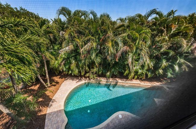 147 Bay Point Dr Ne, House other with 4 bedrooms, 4 bathrooms and null parking in St Petersburg FL | Image 60