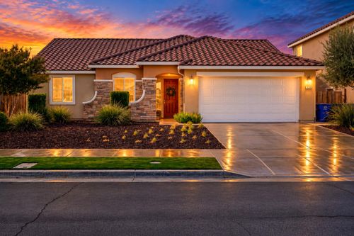 1624 Thistle Lane, Los Banos, CA, 93635 | Card Image
