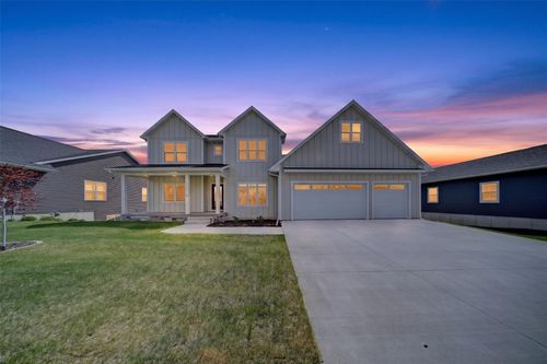 1700 Green Oak Pass, Tiffin, IA, 52340-9101 | Card Image