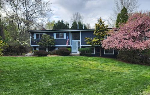 8 Keri Lane, Ramapo, NY, 10977 | Card Image