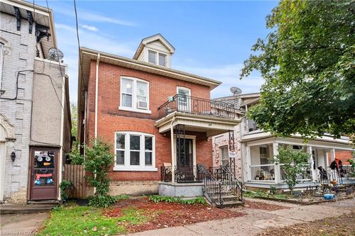 3-29 Chatham St, Brantford, ON, N3T2N7 | Card Image