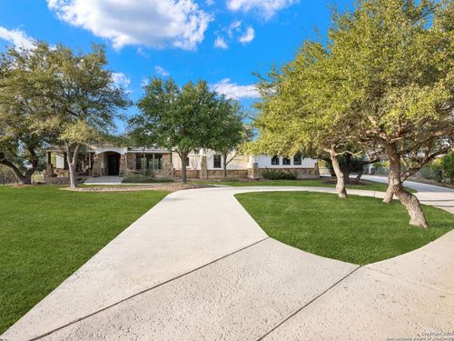 382 Upland Ct, Canyon Lake, TX, 78133-6070 | Card Image