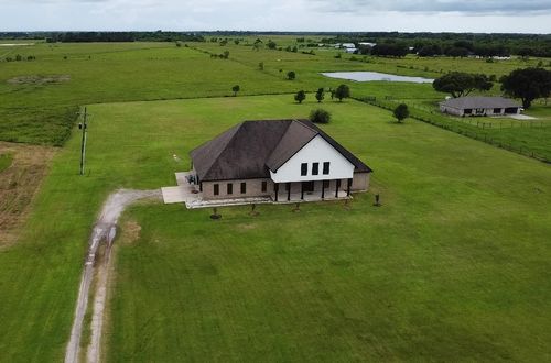 3-13979 Shellhammer Rd, Winnie, TX, 77665-8290 | Card Image