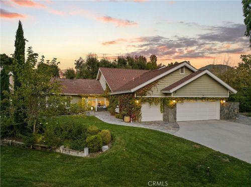 15533 Saddleback Rd, Canyon Country, CA, 91387-4708 | Card Image