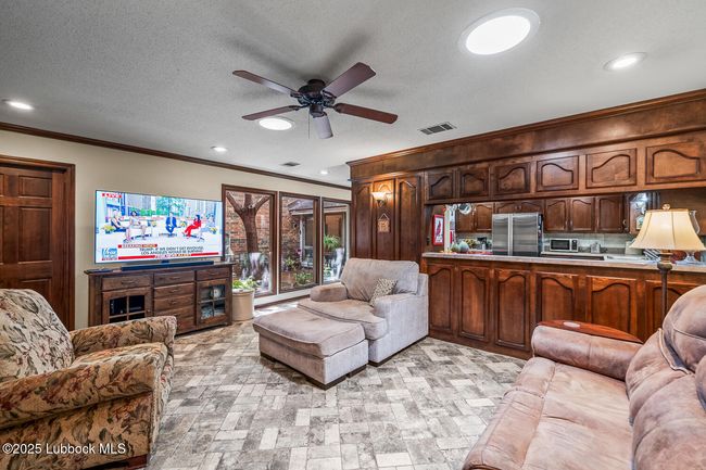 4524 7 Th St, House other with 3 bedrooms, 3 bathrooms and null parking in Lubbock TX | Image 23