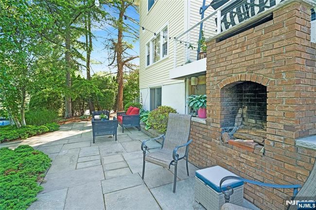 17 Windham Pl, House other with 6 bedrooms, 6 bathrooms and null parking in Glen Rock NJ | Image 40