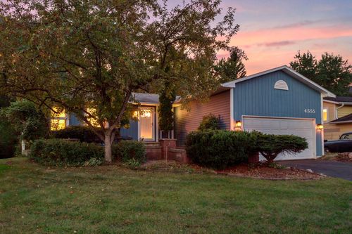 4555 W 131 1/2 St, Savage, MN, 55378-1681 | Card Image