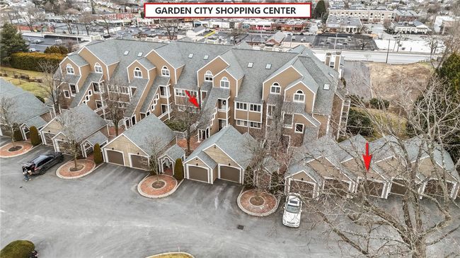 APT-5 - 400 Meshanticut Valley Pkwy, Condo with 2 bedrooms, 3 bathrooms and 2 parking in Cranston RI | Image 42