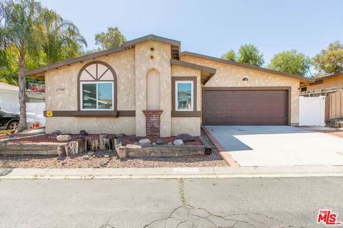 27584 Onyx Ln, Castaic, CA, 91384-3159 | Card Image