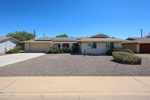 11621 N Desert Hills Dr W, Sun City, AZ, 85351-3831 | Card Image
