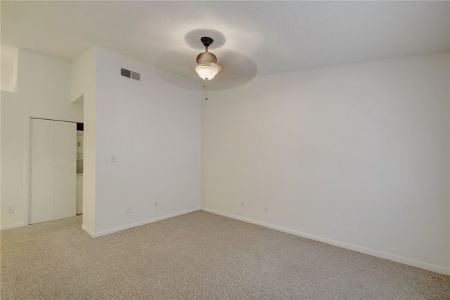 APT-112 - 1705 Crossing Pl, Condo with 2 bedrooms, 2 bathrooms and 2 parking in Austin TX | Image 8