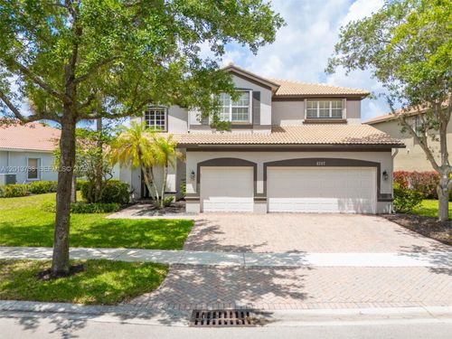 4207 W Whitewater Ave, Weston, FL, 33332-2408 | Card Image