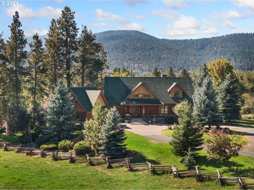 62726 N Powder River Ln, North Powder, OR, 97867-9113 | Card Image