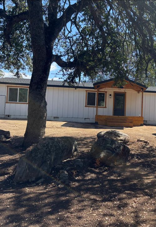 1248 Crane Ln, Yokuts Valley, CA, 93675-9541 | Card Image