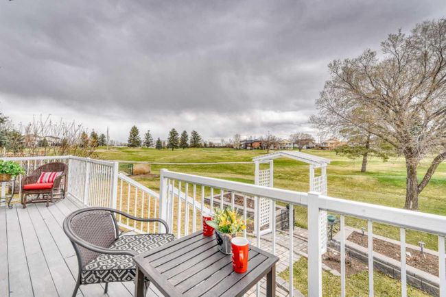 1008 High Glen Bay Nw, Home with 3 bedrooms, 2 bathrooms and 5 parking in High River AB | Image 6