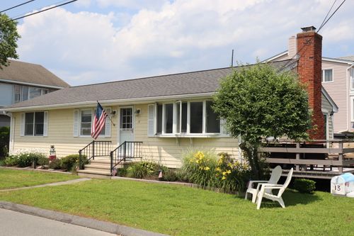 14 Leeway Dr, Westbrook, CT, 06498-1864 | Card Image