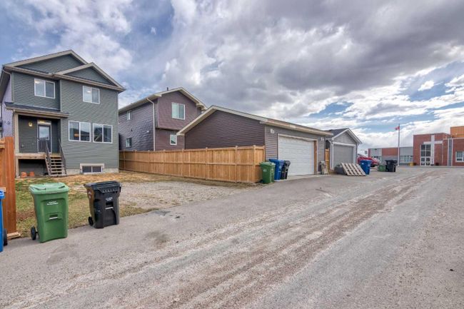 318 Evanston Way Nw, Home with 3 bedrooms, 2 bathrooms and 2 parking in Calgary AB | Image 35