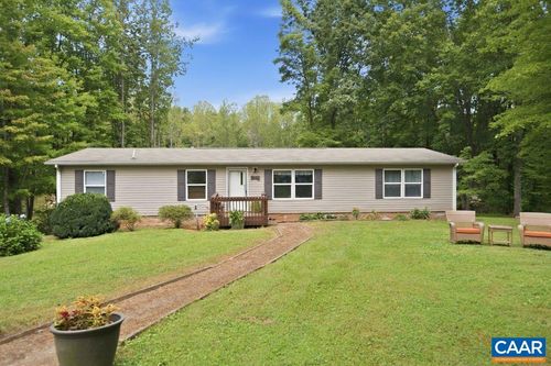 682 Piney Mountain Ln, SHIPMAN, VA, 22971 | Card Image