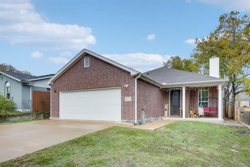 8224 Carlos Street, White Settlement, TX, 76108 | Card Image